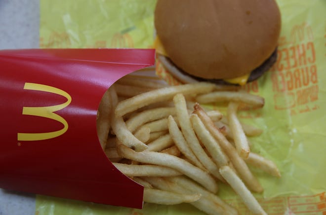 Penawaran National Cheeseburger termasuk burger keju ganda seharga 50 sen di McDonald's pada 18 September.